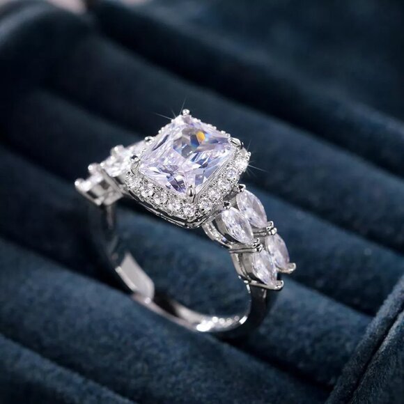 Jewelry - 925 Silver Plated CZ High Quality Proposal Noble Ring, MLNN1171